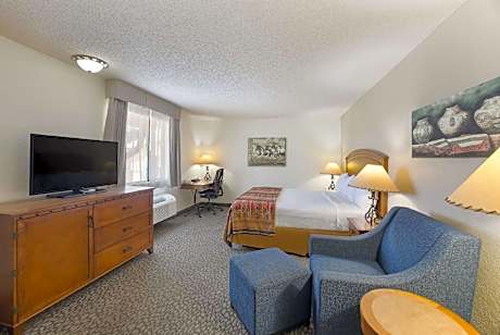 King Room with Bathtub - Disability Access/Non-Smoking