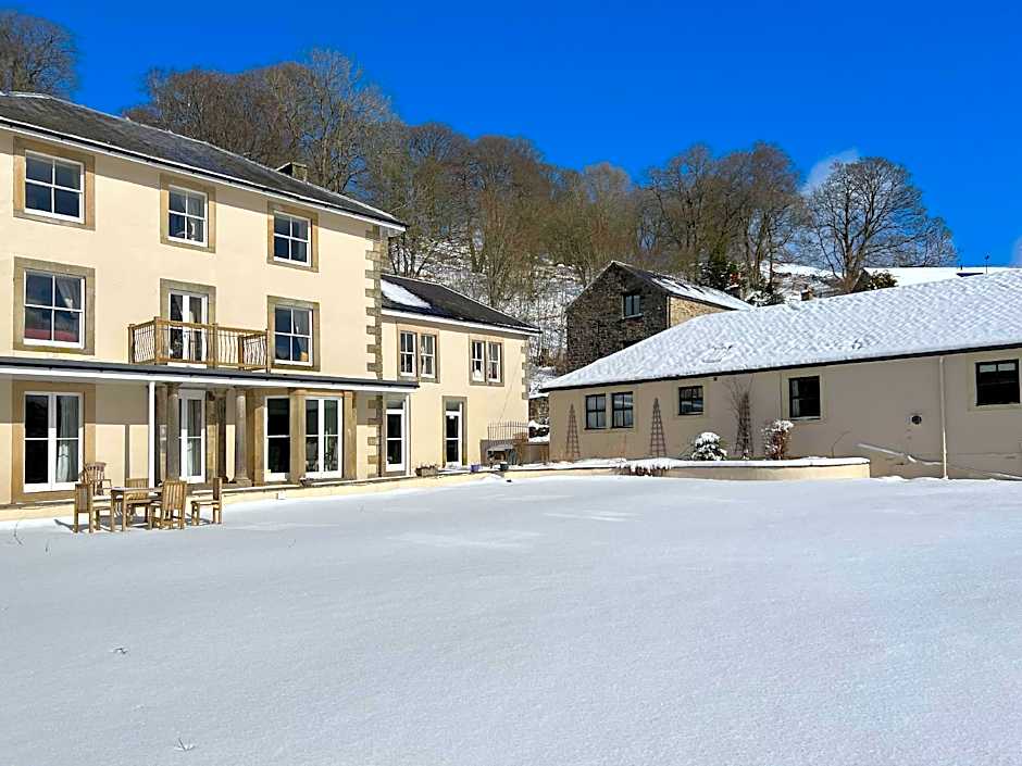 Lovelady Shield Hotel