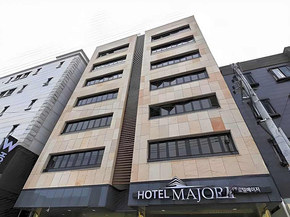 Major Hotel 2