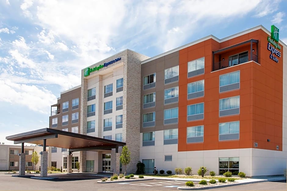 Holiday Inn Express & Suites Sandusky By IHG
