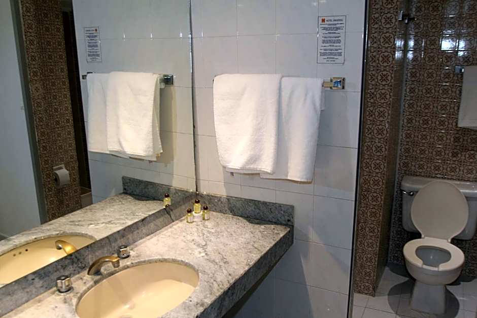 Hotel Universo