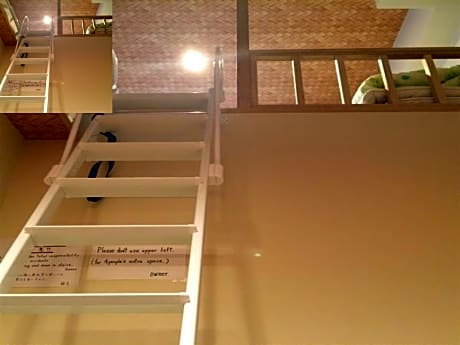 Loft (3-4 adults)