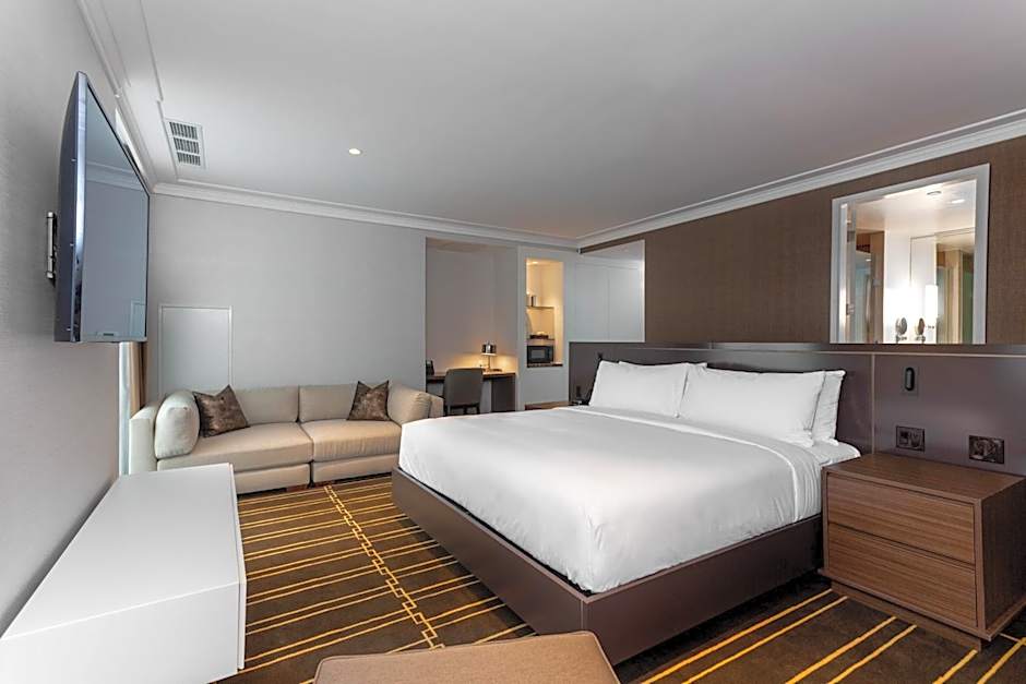 Photo 1 of 6 of Deluxe 1 King Bed