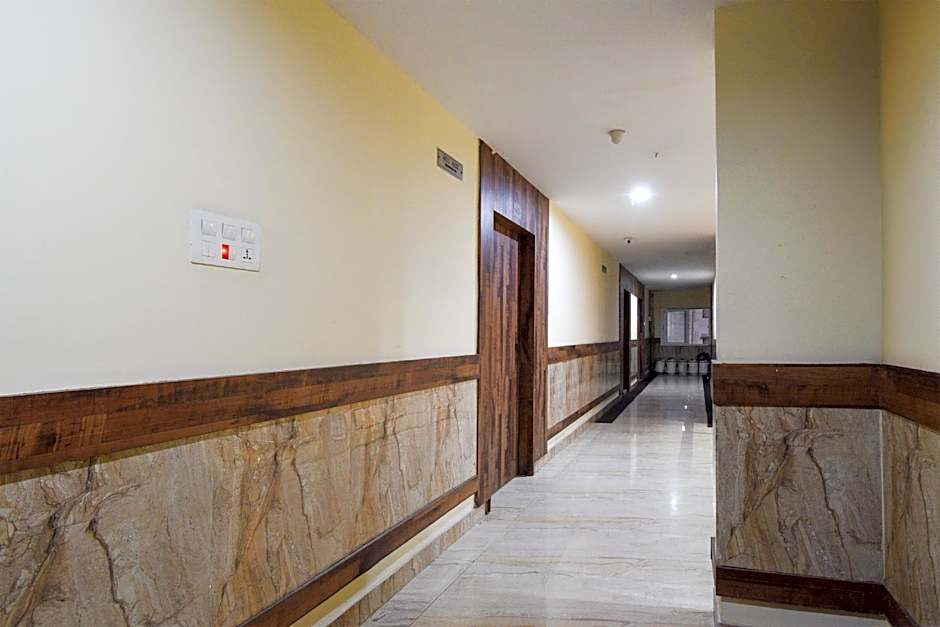 Super Townhouse Vanasthalipuram formerly Hotel Surabhi