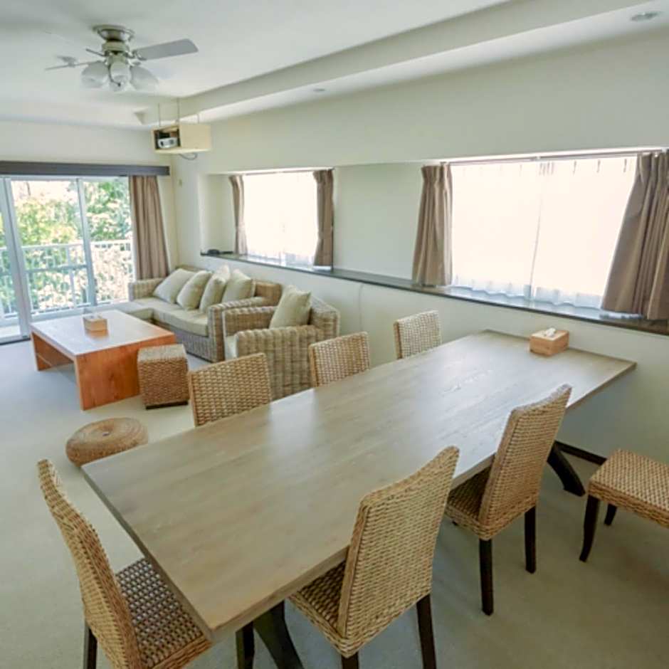 Scallop Beach Condominium