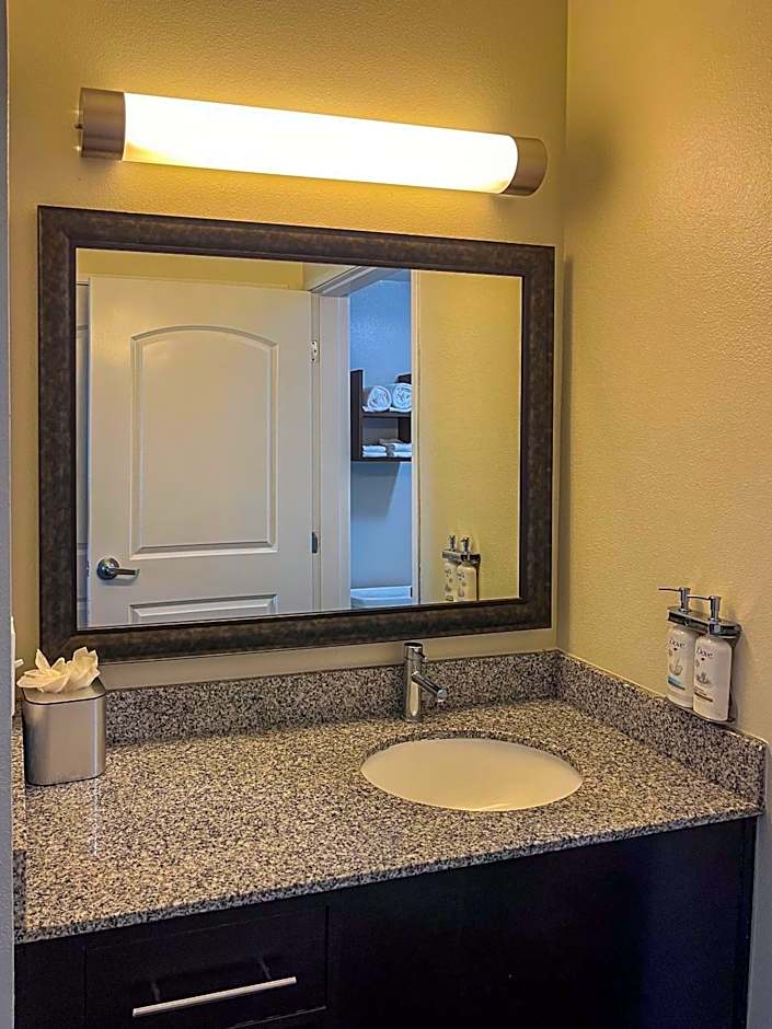 Staybridge Suites Carlsbad/San Diego By IHG