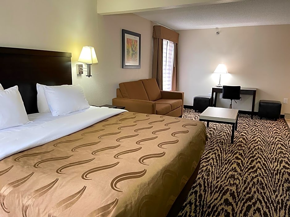 Quality Inn & Suites Clemmons I-40