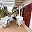 Birds Villa Apartments with Heated Pool - Including Car and Breakfast