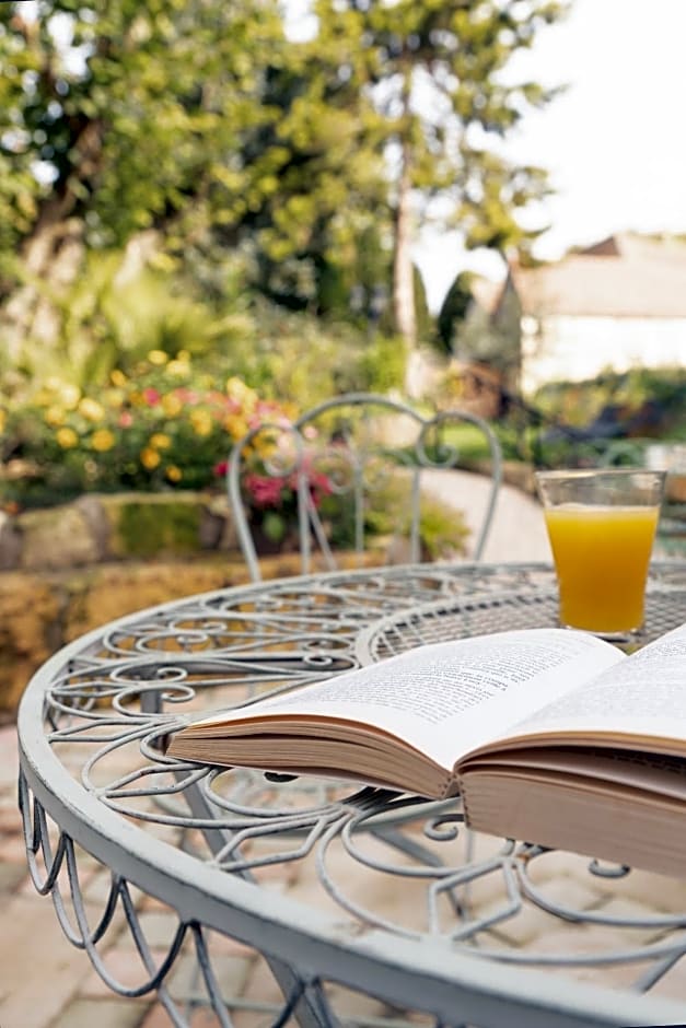 Les Glycines de Monchy- Chambres d'hôtes