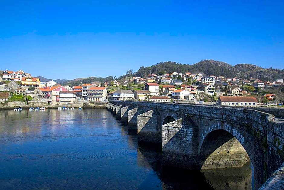 Hostel Albergue O Mesón