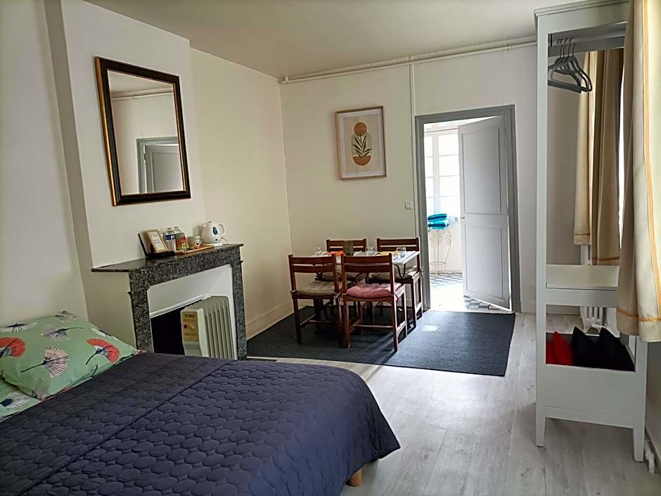 VILLA ESPERANZA Suite de plain-pied, indépendante, 1 à 4 personnes proche Zoo de Beauval et châteaux de La Loire