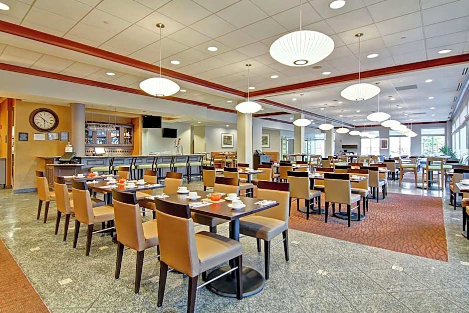 Hilton Garden Inn Ottawa Airport