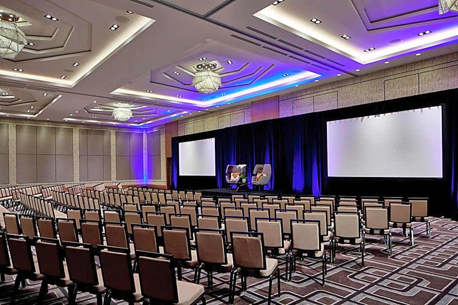 Renaissance by Marriott Dallas at Plano Legacy West Hotel