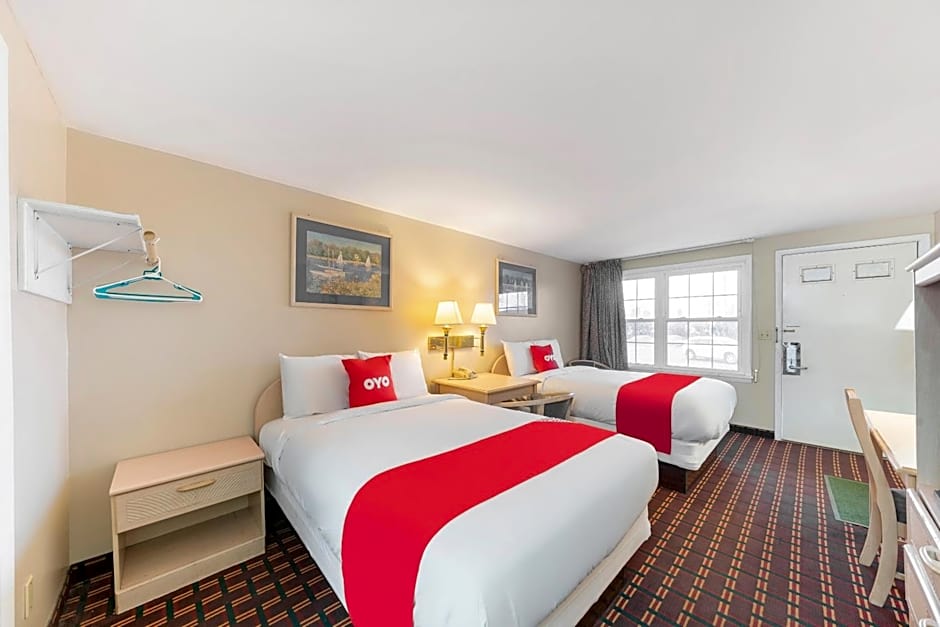 OYO Hotel Starlite Seneca Falls