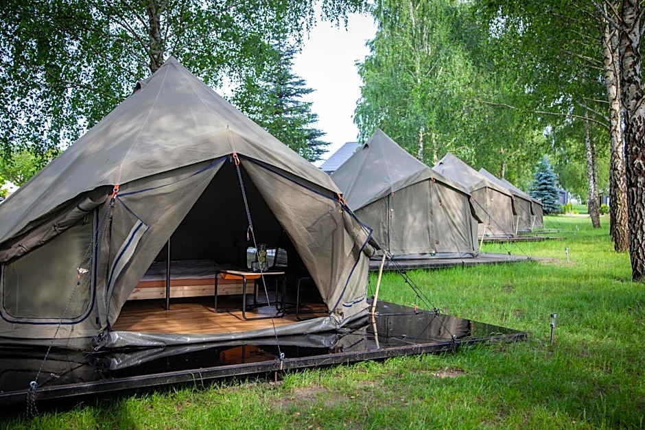 Beztroska Zatoka - ośrodek wypoczynkowy Jacuzzi & Sauna
