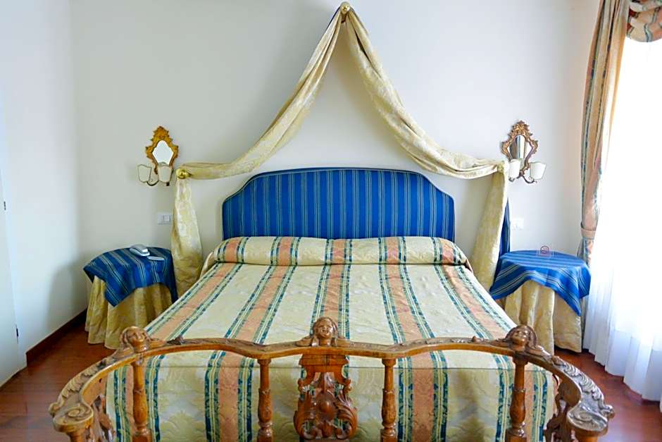 Hotel San Zulian
