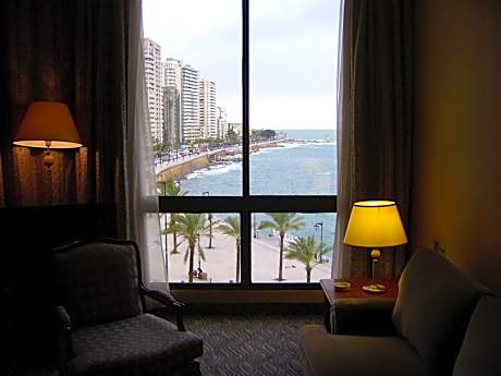 Family Room with Sea View