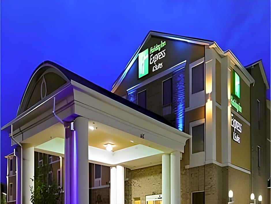 Holiday Inn Express Hotel & Suites Clarksville