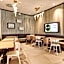 B&B HOTEL Lille Lillenium Eurasanté