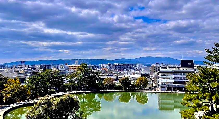 Sarusawaike Yoshidaya