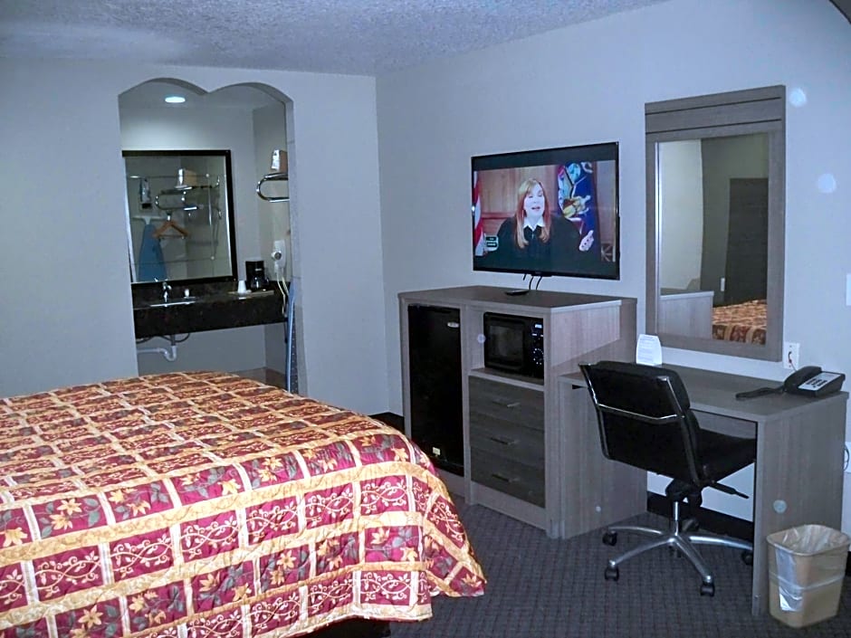 Scottish Inn and Suites Beaumont