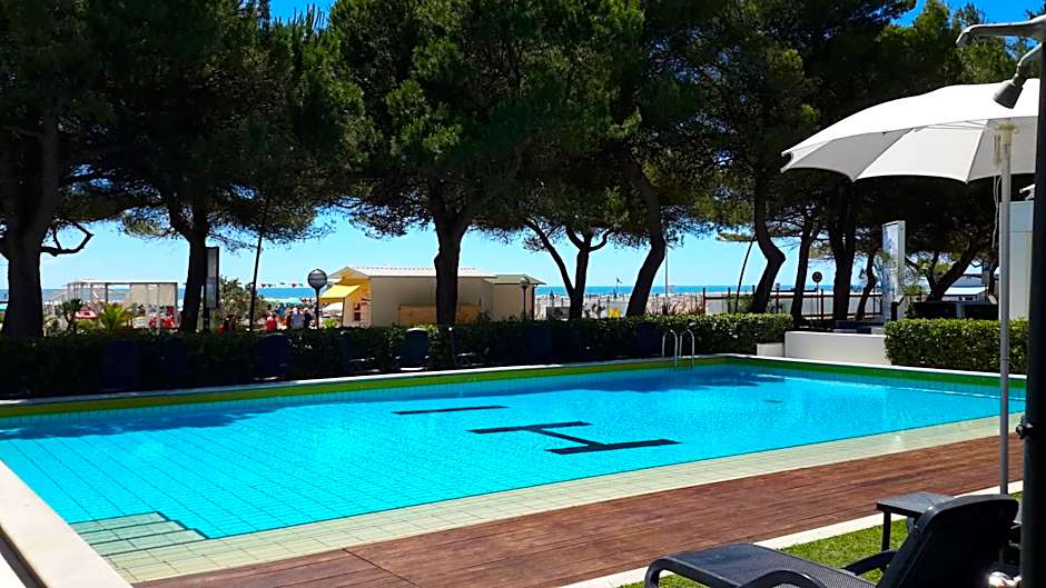 International Beach Hotel