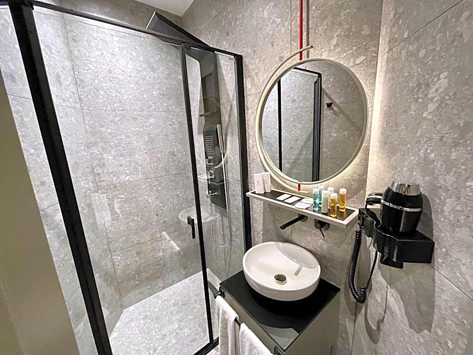 Nevv Bosphorus Hotel