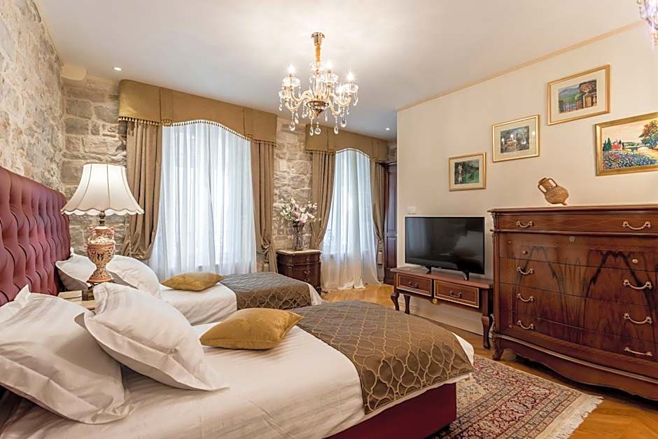 Villa Nepos Hotel