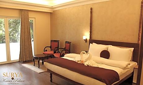 Luxury Room with Balcony