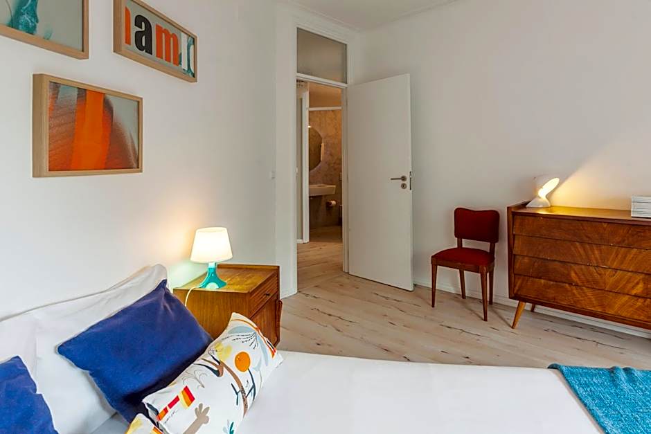 Spacious and Bright City Ap II