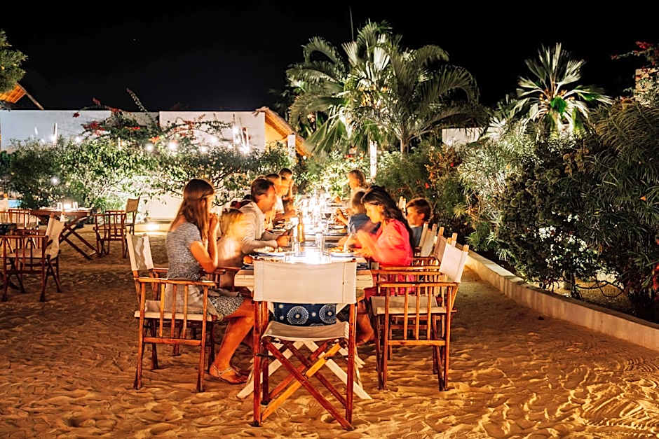 Dhow Inn Boutique Hotel