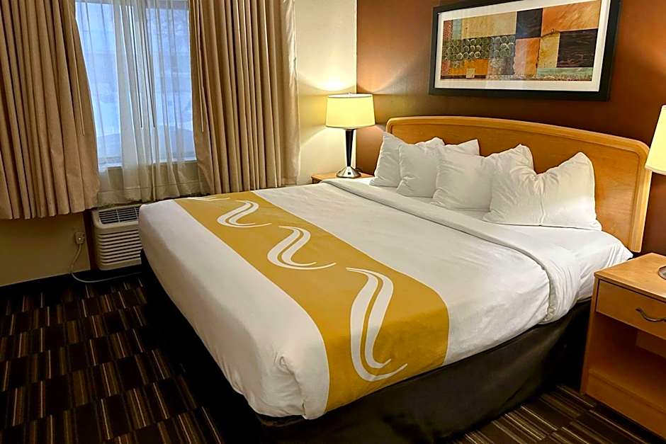 Quality Suites Near West Acres