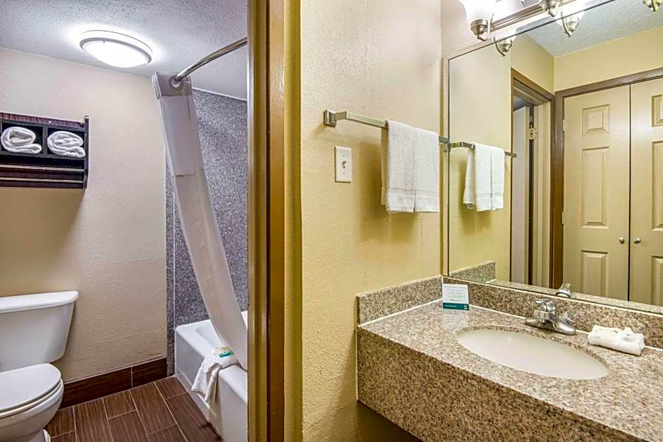 Quality Inn Sweetwater