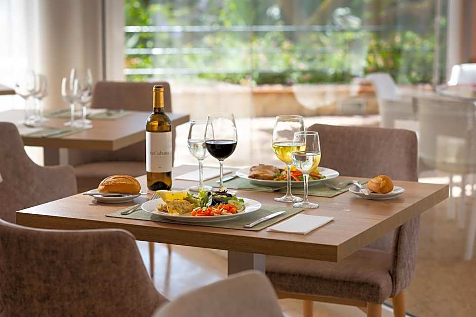 Valentin Grand Park Suite Hotel