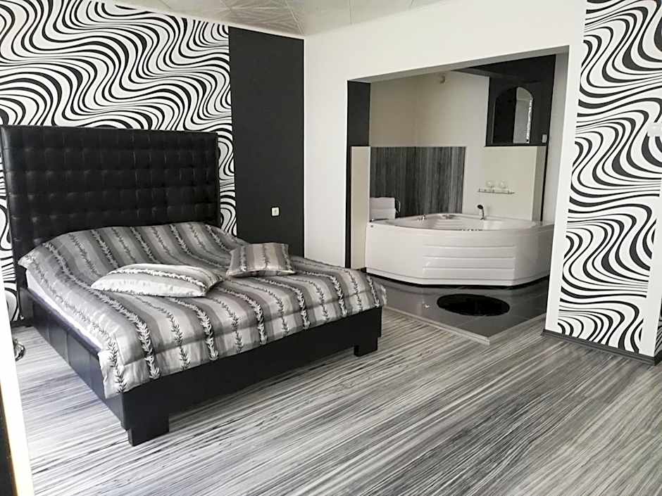 Хотелски Комплекс Родина