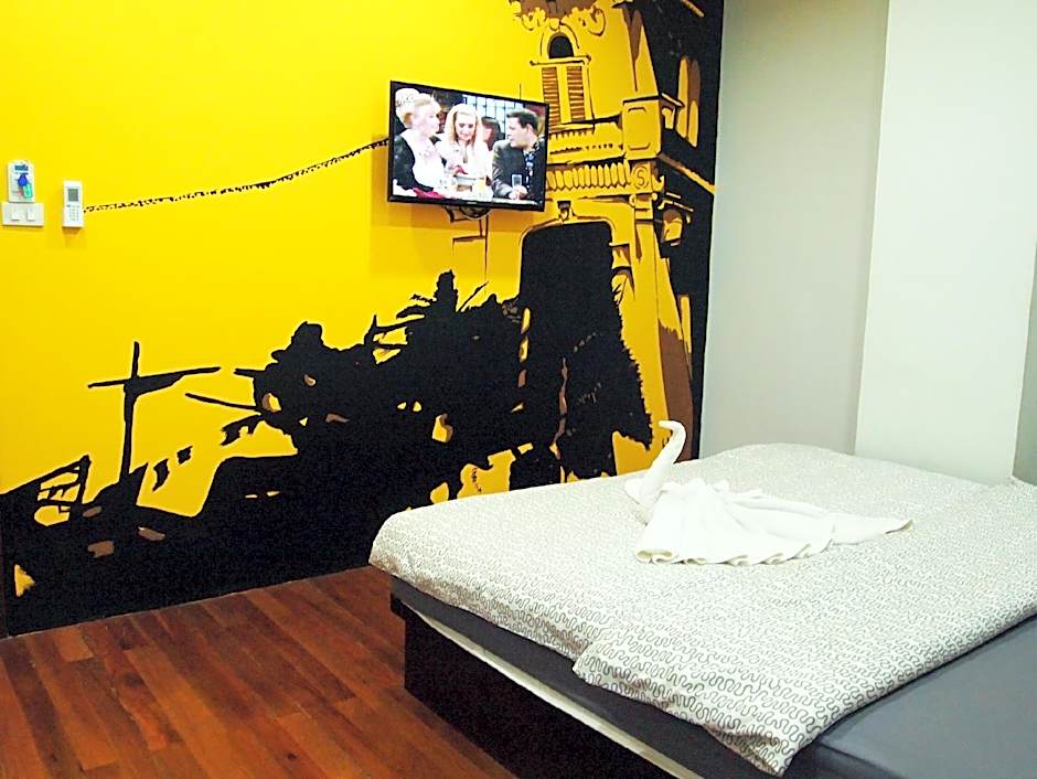 Phuket Sunny Hostel