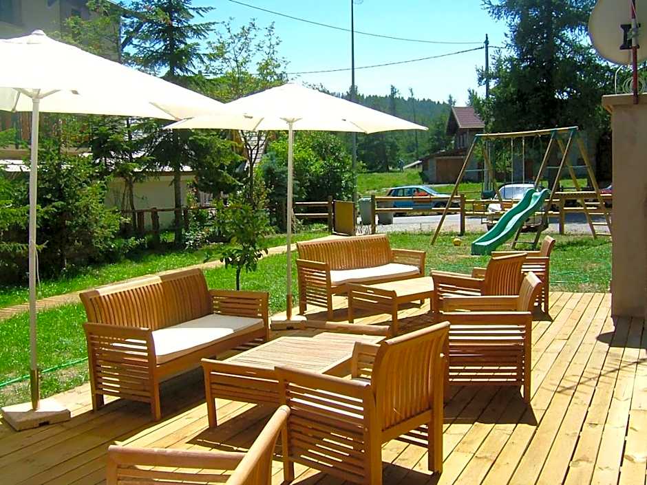 Adonis Le Chastellan