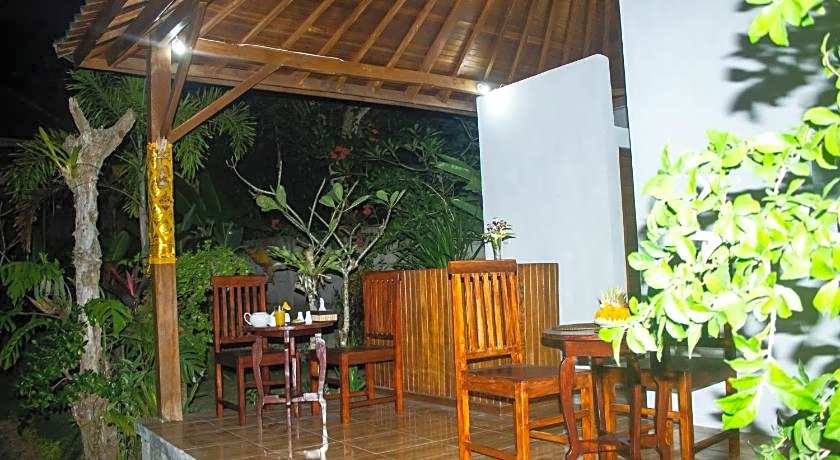 Kurnia Guest House & Spa 