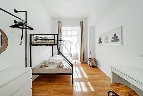 Modern Central City Rooms