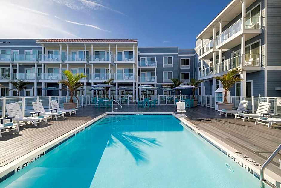 Fairfield Inn & Suites by Marriott Chincoteague Island Waterfront