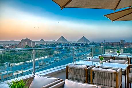 Mazar Pyramids Hotel