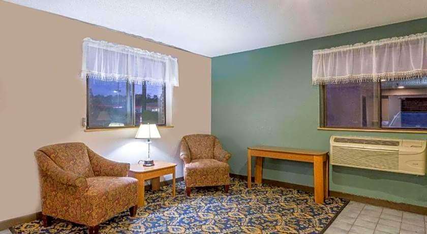 Super 8 by Wyndham Richmond Midlothian Turnpike