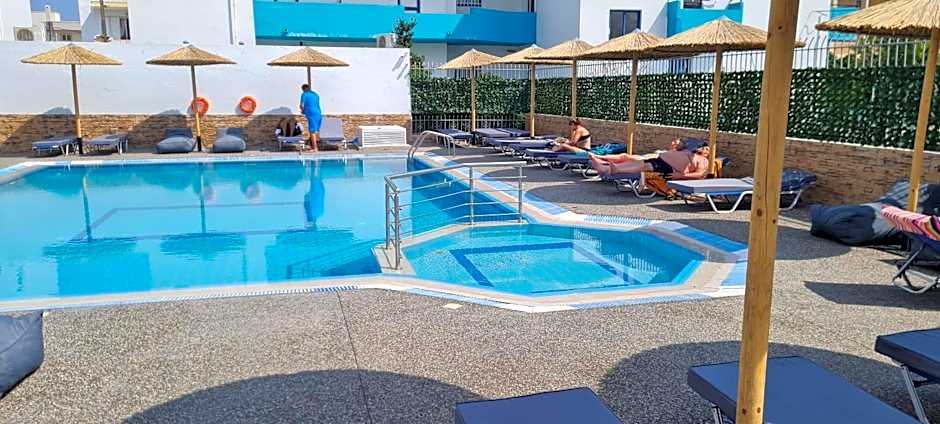 JP Pool & Apartments