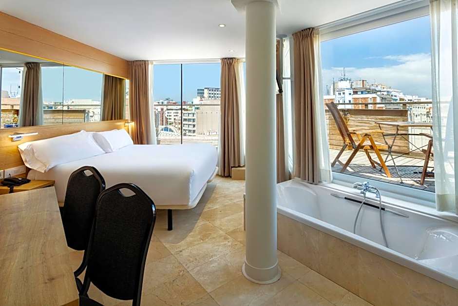 Photo 1 of 50 of B&B Hotel Tarragona Centro Urbis