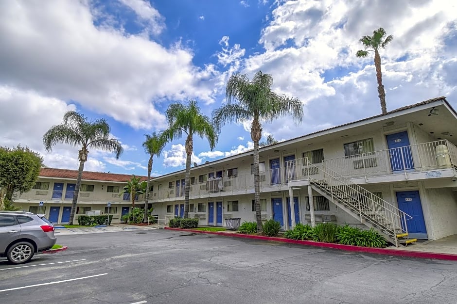 Motel 6-Chino, CA - Los Angeles Area