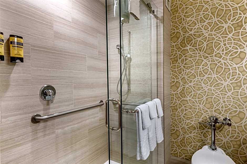 Best Western Plus The Normandy Inn & Suites