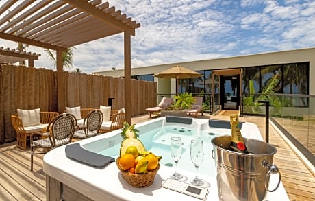 royal suite with jacuzzi
