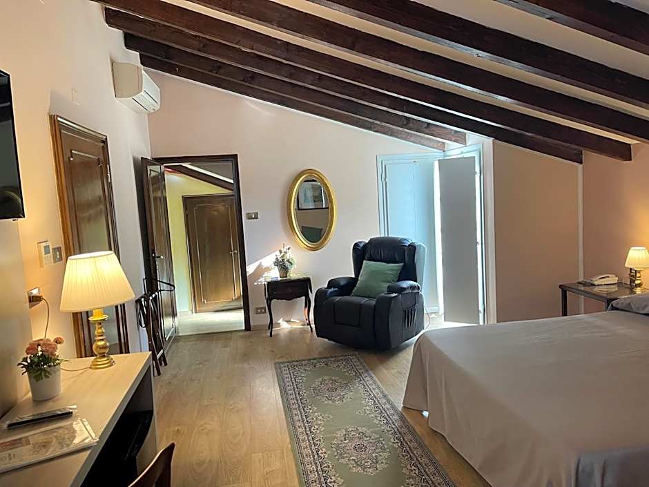 Hotel Roma