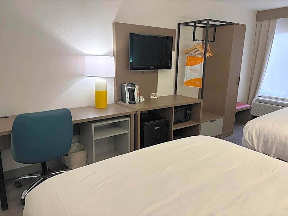 Comfort Inn & Suites