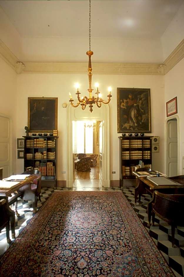 Palazzo Bernardini Suites
